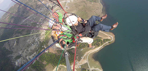 tra il fascio del Parapendio Roma