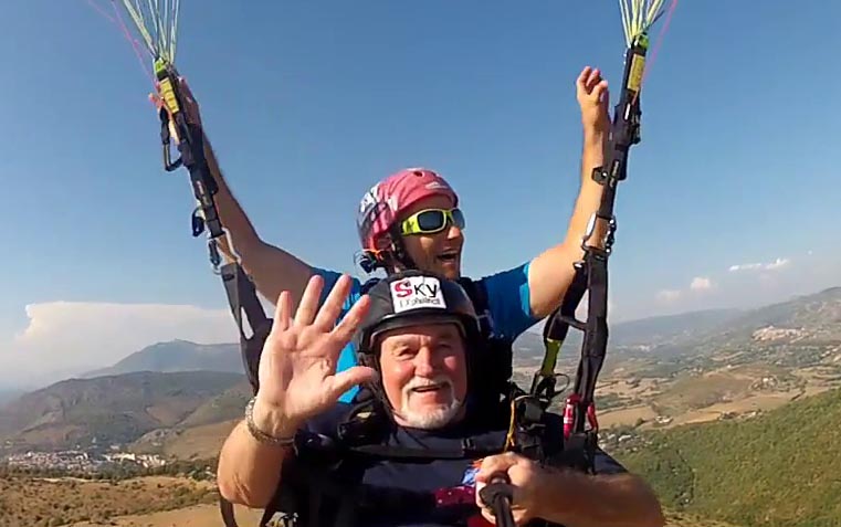 parapendio sul lago 2